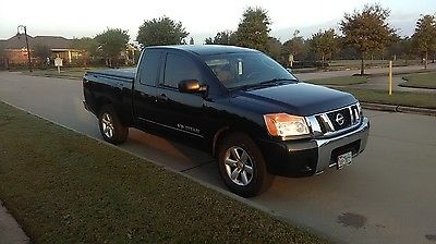 2008 Nissan Titan SE Extended Cab Pickup 4-Door 2008-Nissan-Titan-SE-King-Cab-Pickup 4 Door + Towing Pkg + Bed Cover