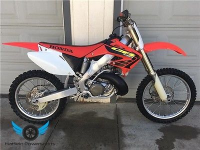 2002 Honda CR CR250 2002 Honda CR250R Low Hours! Original Front Tire!