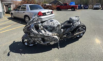 2002 Suzuki Hayabusa  2002 suzuki haybussa 1300 300 rear tire kit nasty…..