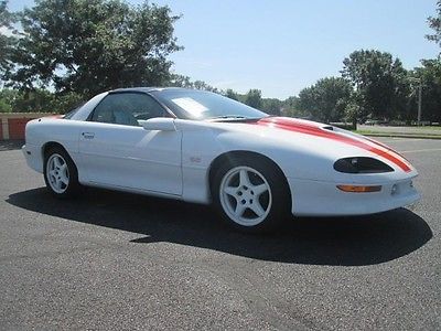 1997 Chevrolet Camaro 2dr Cpe SS 1997 Chevrolet Camaro 2dr Cpe SS 30143 Miles WHITE Coupe 5.7L V8 SFI