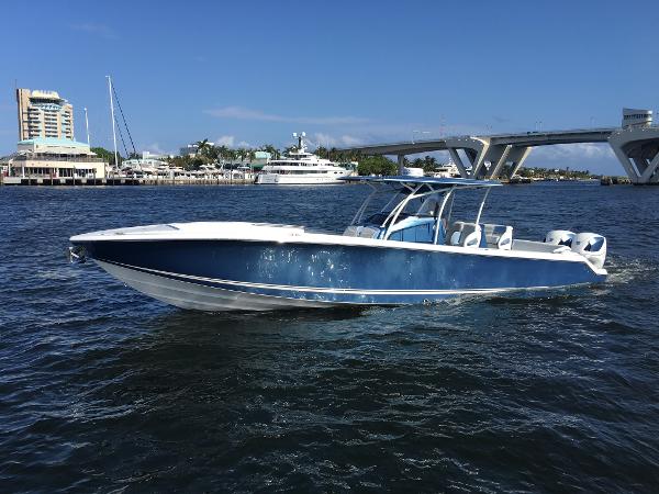 2014 Nor-Tech 390 Sport Center Console