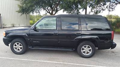 2000 GMC Yukon Denali Sport Utility 4-Door 2000 GMC Yukon Denali Sport Utility 4-Door 4x4