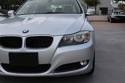 2011 BMW 3-Series -- 2011 BMW 328i  48,074 Miles Silver Sedan L6, 3.0L A