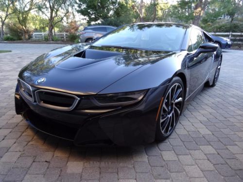 2014 BMW i8 Coupe 2-Door Pure Impulse Package 2014 BMW i8 PURE IMPULSE PACKAGE *Sophisto Grey* HYBRID