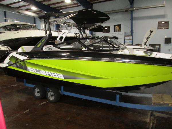 2017 Scarab 215 HO Impulse