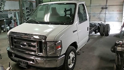 2013 Ford E-Series Van Base Cutaway 2-Door 2013 Ford E450 Cutaway Van