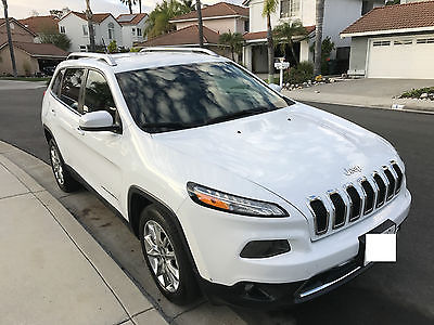 2014 Jeep Cherokee FWD 4dr Limited 2014 Jeep Cherokee Limited FWD Bright White with Black Interior Leather Seats V6