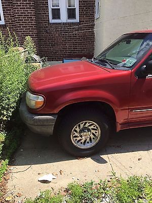 2001 Ford Explorer  No reserve. .  Cool running RWD SUV for work or short commutes - Queens, NY