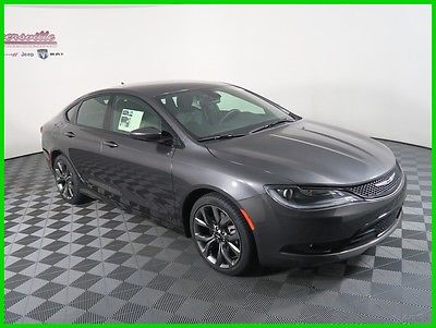 2016 Chrysler 200 Series S AWD V6 Sedan Uconnect 8.4 Backup Camera Audio In 2016 Chrysler 200 S AWD Sedan Cloth With Leather Trim Seats FINANCING AVAILABLE