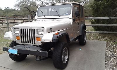 1995 Jeep Wrangler Rio Grande 1995 Jeep wrangler Rio Grande 2nd Owner, 2 Tops, 5 New Tires and Garaged Kept