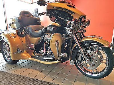 2017 Harley-Davidson Touring  2017 HARLEY DAVIDSON FLHTCUTG ,$25,000 IN OPTIONS !!! LOOK ,VERY RARE !!
