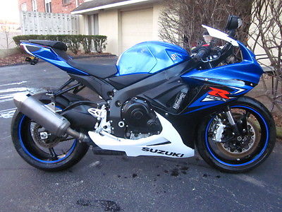 2014 Suzuki GSX-R  2014 Suzuki GSX-R 600,6K miles,Engine runs great,damaged,project,Great Deal!