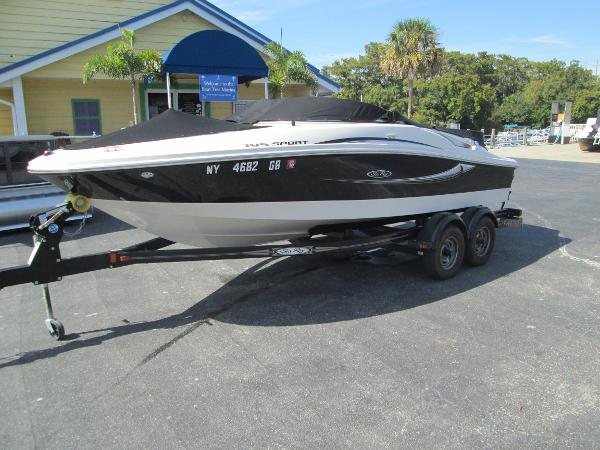 2009 Sea Ray 195 Sport