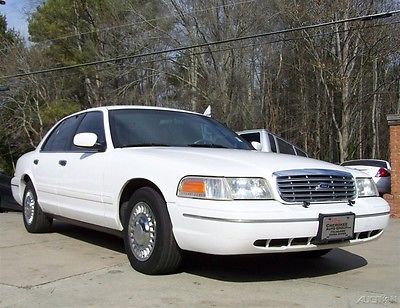 2000 Ford Crown Victoria 1-OWNER ULTRA CLEAN UNDERCOVER LOOK NOT A P71 VIC A-SHARP-SOUTHERN-COLD-AC-EZ-LIFE-NON-POLICE-INTERCEPTOR-CRUISER-ADMIN-STYLE-LOOK