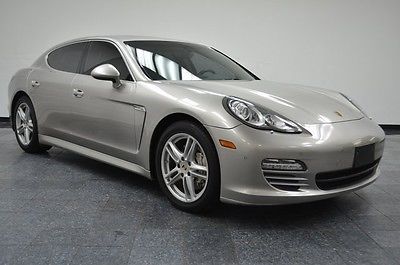 2011 Porsche Panamera 4S 2011 Porsche Panamera