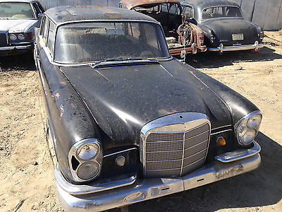 1963 Mercedes-Benz 300-Series  1963 MERCEDES-BENZ 300SE Fintail Heckflosse Sedan solid rust-free to be restored