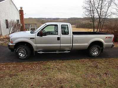 2003 Ford F-250 XLT 2003 Ford F-250 Super Duty 4WD Extended Cab 8 FT Bed