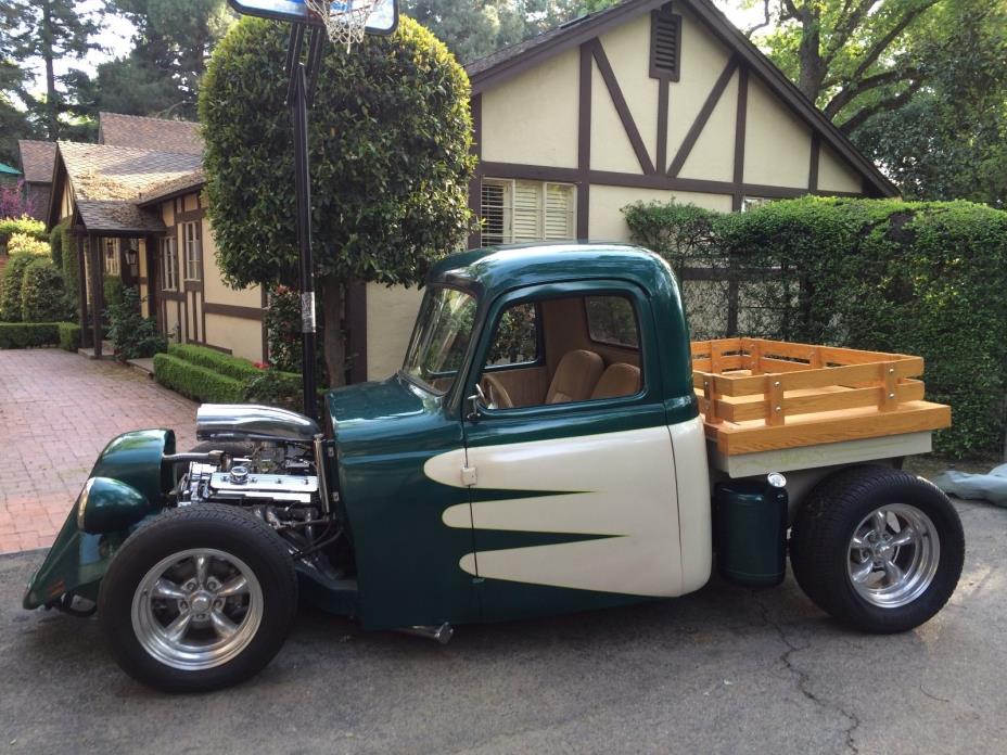 1950 International Harvester pick up / Dump truck  1950 International pickup /Dump trunk, Special Build hot rod