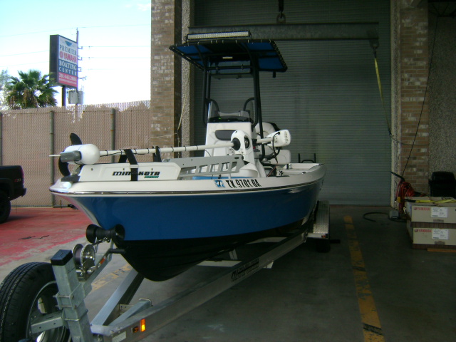 2015 Blue Wave 2400 Pure Bay