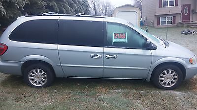 2002 Dodge Grand Caravan  2003 Chrysler Town and Country