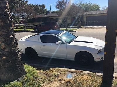 2012 Ford Mustang Sport Beautiful 2012 Ford Mustang with LOW LOW Miles runs like New