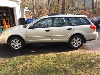 2005 Subaru Outback  2005 subaru outback