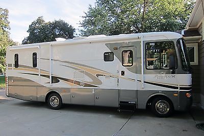 2005 Monaco Monarch 30pdd Class A Motorhome 31