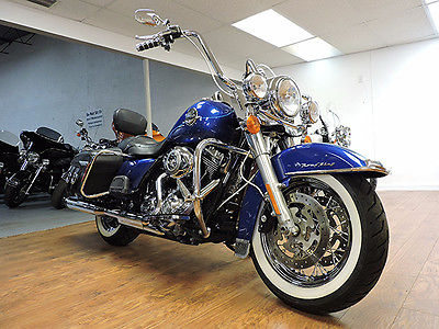 2010 Harley-Davidson Softail  2010 HARLEY DAVIDSON ROAD KING CLASSIC FLAME BLUE PEARL!
