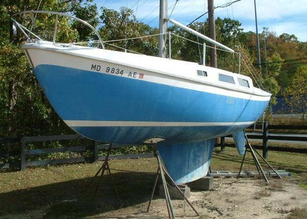 1969 CAL 25 SLOOP