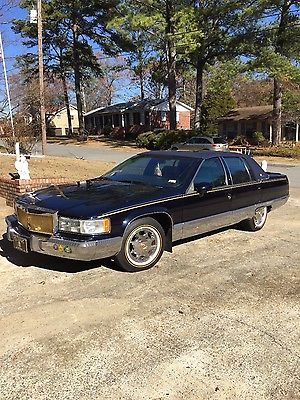 1996 Cadillac Fleetwood  Midnight Blue 1996 Fleetwood Cadillac