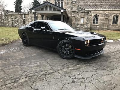 2015 Dodge Challenger Scat Pack Coupe 2-Door 2015 Dodge Challenger Scat Pack Hell Cat Clone 6.4L SRT 392