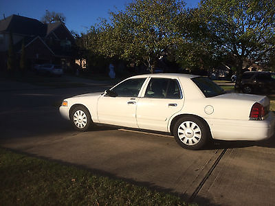 2011 Ford Crown Victoria LX 2011 Ford Crown Victoria LX