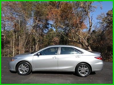 2015 Toyota Camry SE 2015 TOYOTA CAMRY SE AUTO - FREE SHIP - $209 P/MO, $200 DOWN!