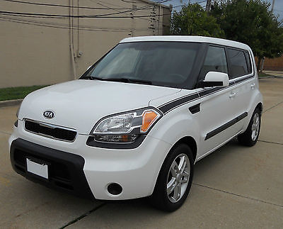 2011 Kia Soul Plus 2011 Plus Used 2L I4 16V Automatic FWD Hatchback