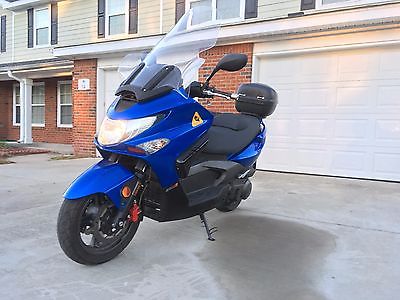 2009 Kymco Xciting 250i  2009 Kymco Xciting 250 scooter!!! Seller delivery availible!! see discription!