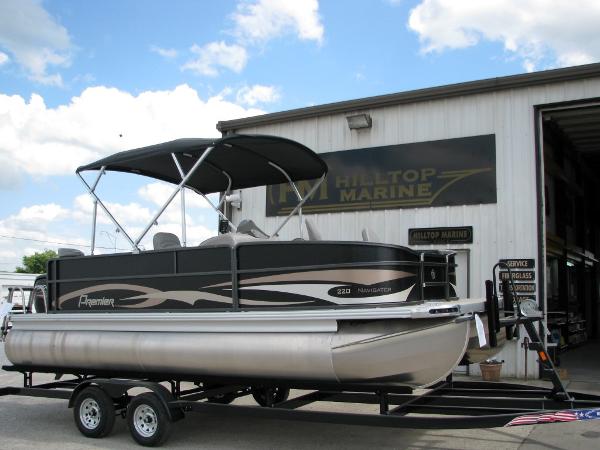 2015 Premier 220 Navigator