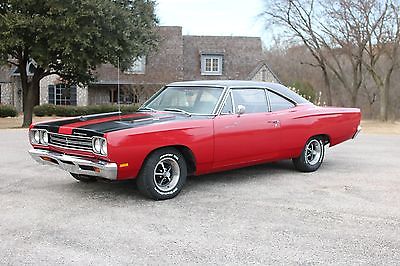 1969 Plymouth Road Runner  1969 Plymouth Road Runner **NUMBER MATCHING** power steering ~FACTORY TACH~