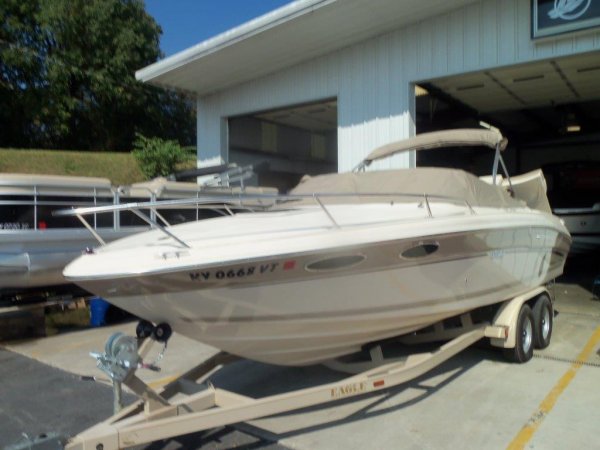 1999 Sea Ray 230 Overnighter