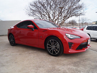 2017 Toyota 86  2017 TOYOTA 86 RED ONLY 80 MILES