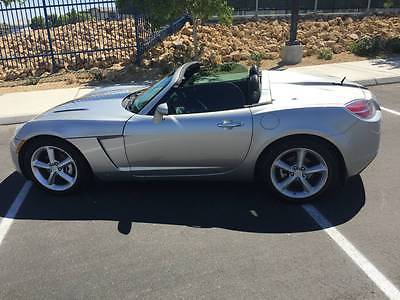 2009 Saturn Sky  BLACK LEATHER CONVERTIBLE ONLY 19K MILES  ATURN SKY CONVERTIBLE ONLY 19K MILES