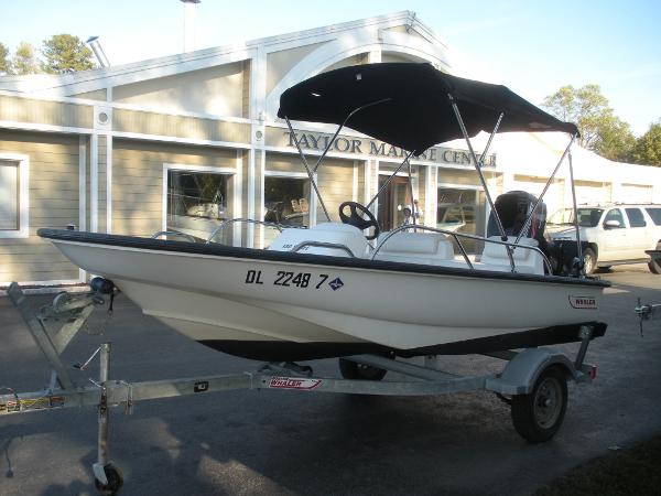 2004 Boston Whaler 130 Sport