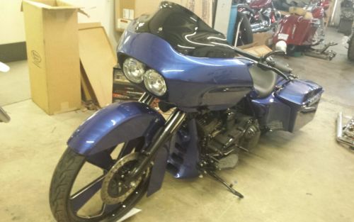 2012 Harley-Davidson Touring Road GlideFLTRX 2012 Harley-Davidson Touring Road Glide FLTRX,Low Miles,103CU