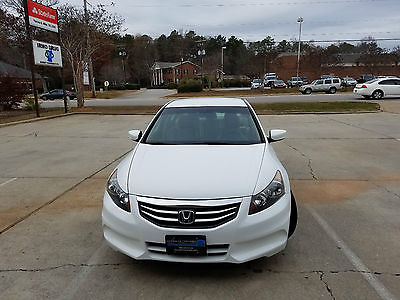 2012 Honda Accord SE Sedan 4-Door White Accord, excellent condition,one-owner car. 4 new tires bought 1/1/2017