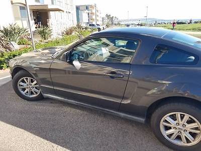 2007 Ford Mustang Deluxe Coupe Ford Mustang 2007 Gray Pony Package Manual