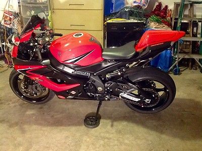 2006 Suzuki GSX-R  2006 Suzuki gsxr 1000 like new condition 4855 original miles..