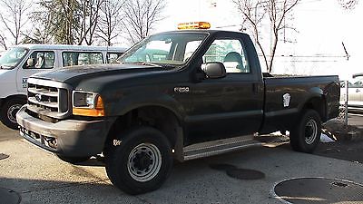 2003 Ford F-250 4x4 PickUp Truck - Auto - Only 72k miles 2003 Ford F250 4x4 Pick Up Truck - Auto - Only 72k miles