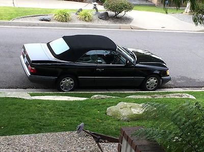 1995 Mercedes-Benz E-Class Grey Leather 1995 Mercedes E320 Cabriolet - Black with Gray Leather. TLC project car. Runs