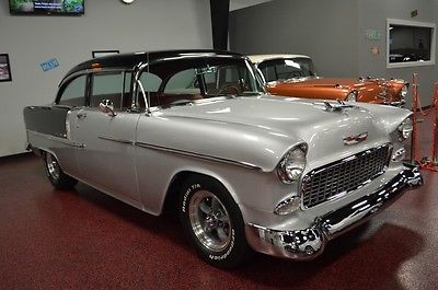 1955 Chevrolet Bel Air/150/210 post CLEAN CUSTOM balck and gray 350 auto NEW interior AC power steering disc brakes