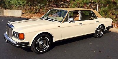 1985 Rolls-Royce Silver Spirit/Spur/Dawn  1985 Rolls-Royce Silver Spur  All service records **NO RESERVE**
