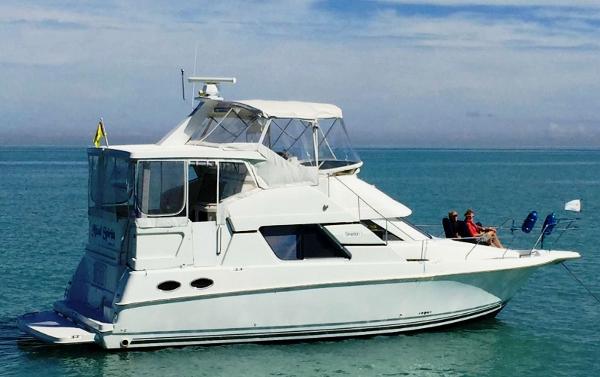 1996 Silverton 372 Motoryacht